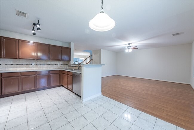 Building Photo - 18231 Blake Valley Ln