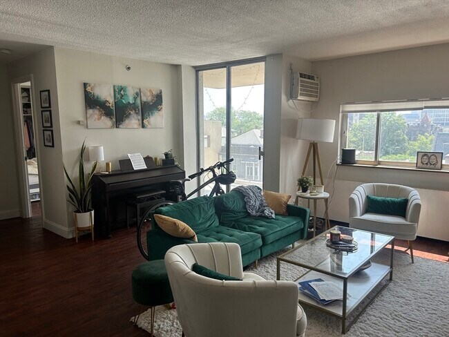 Building Photo - 872 Massachusetts Ave