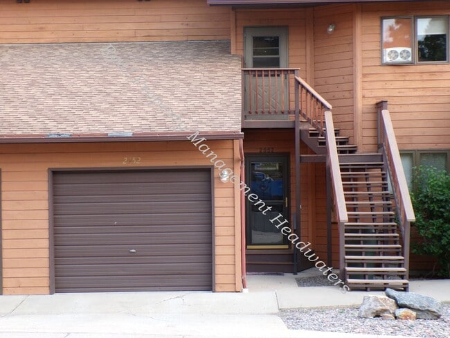 Building Photo - 2 Bed 2 Bath Condo For Rent