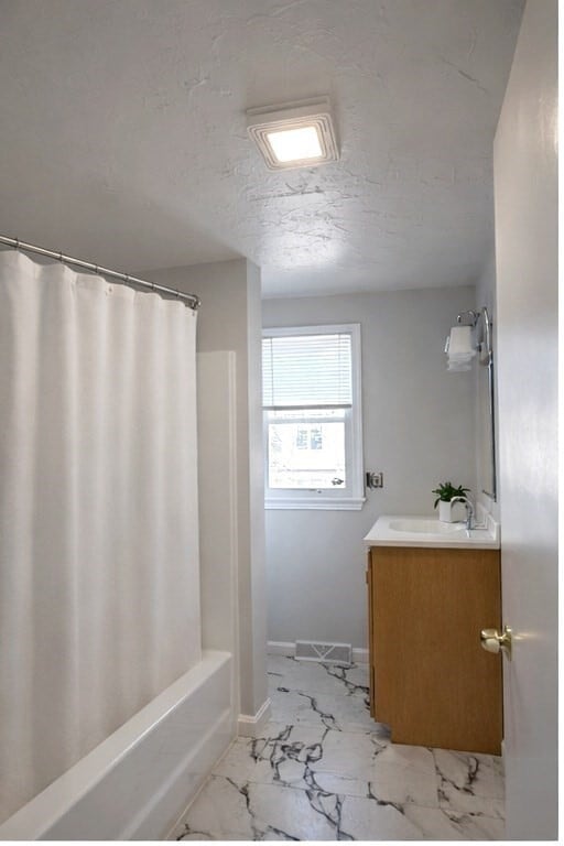 Building Photo - 2 Whalen Ln