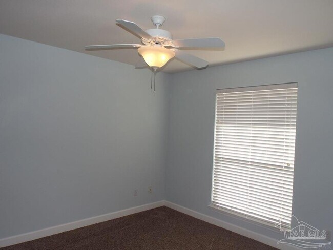 Building Photo - 3569 S Hampton Way