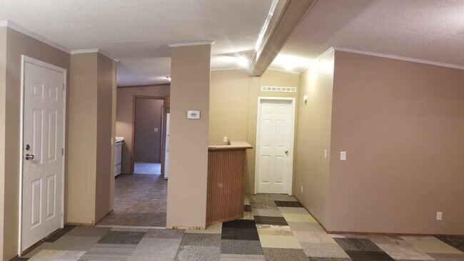 Building Photo - 1271 Grand Ridge Dr
