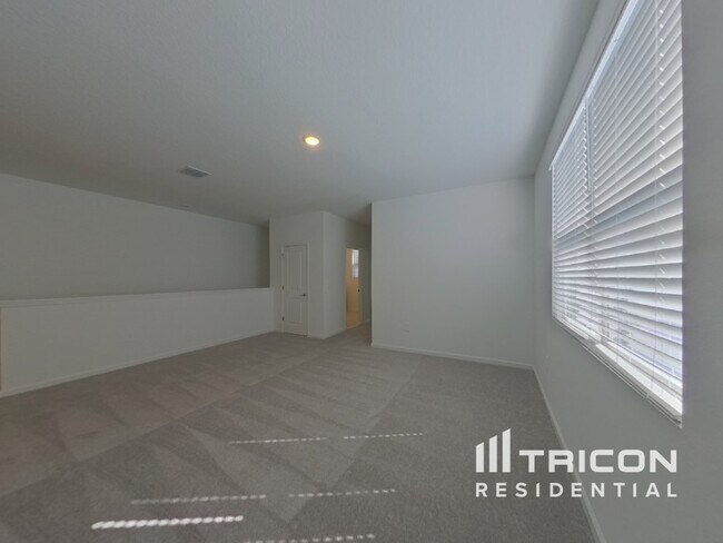 Building Photo - 2450 Peace Of Mind Ave