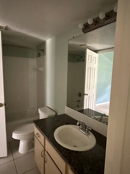 Building Photo - 12500 Crest Springs Ln