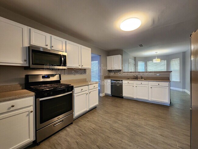 Building Photo - 2085 Winding Crossing Trail