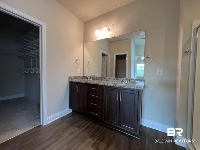 Building Photo - 31573 Shearwater Dr