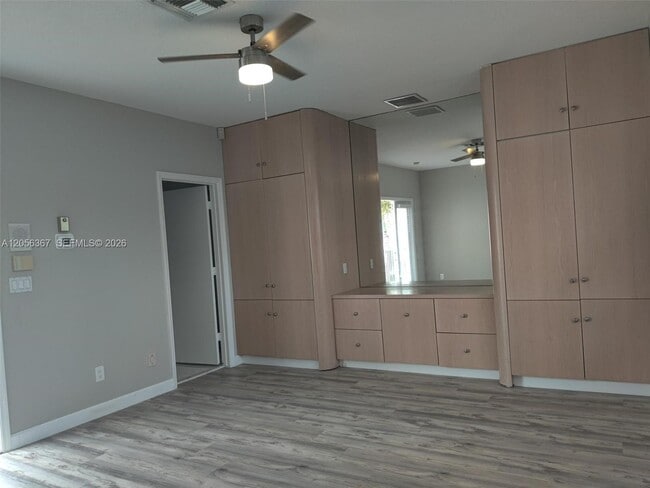 Building Photo - 17276 Bermuda Village Dr