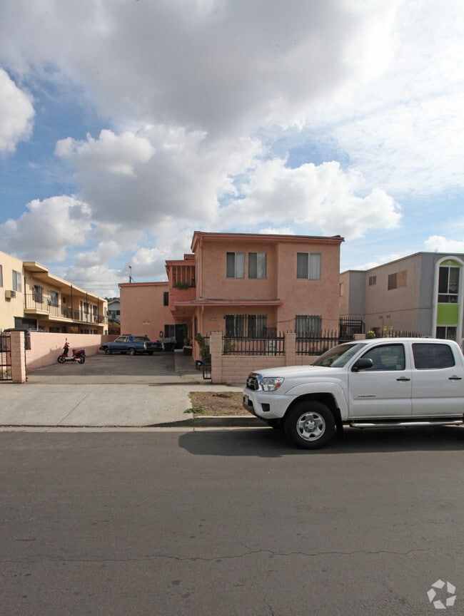Building Photo - 1148 N Westmoreland Ave