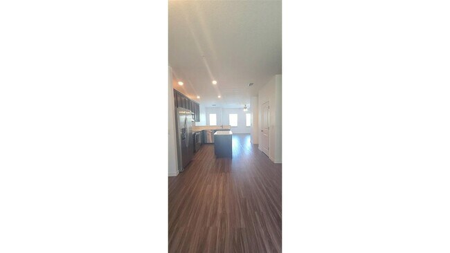 Building Photo - 5520 Angel Fish Ct