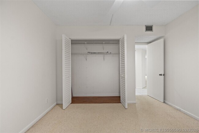 Building Photo - 1801 Eleuthera Point