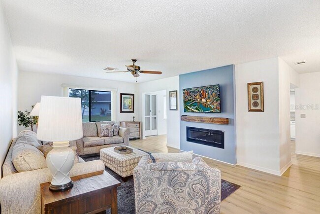 Building Photo - 1409 Ingram Dr