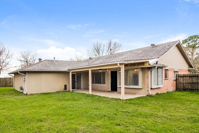 Building Photo - 9506 Lost Eagle Dr