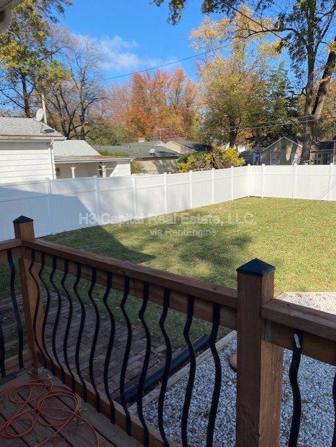 Building Photo - 1215 W Main St