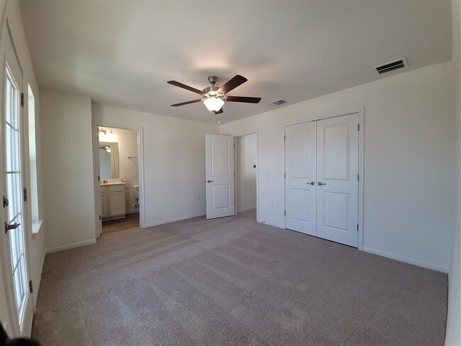 Building Photo - 17204 Adoro Dr