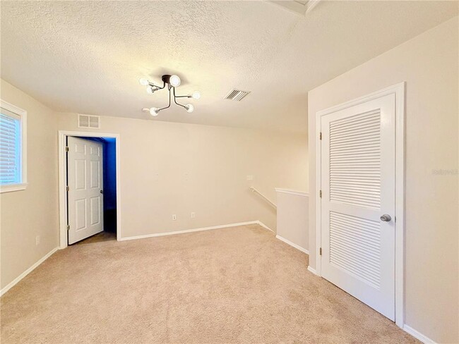 Building Photo - 30750 Temple Stand Ave