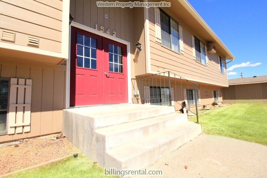 Front of Building - 1542 Governors Blvd