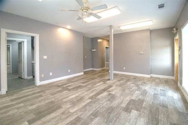 Building Photo - 10430 FM 1097