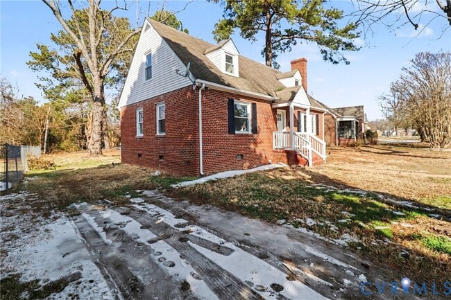 Building Photo - 1342 Evergreen Ave