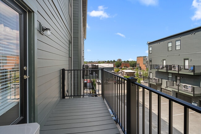 Building Photo - 2406 Ownby Ln