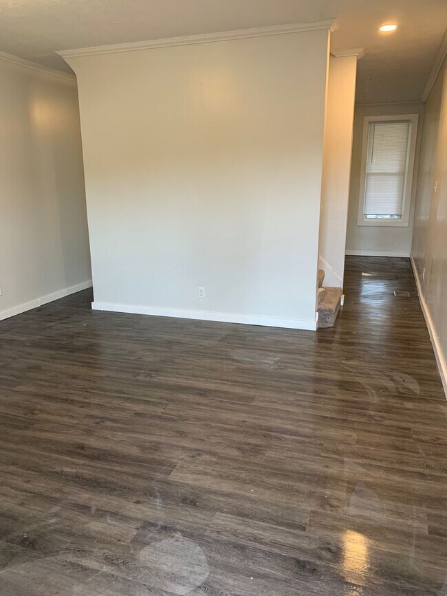 Primary Photo - 2 bedroom