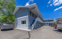 Building Photo - Lee Street Community