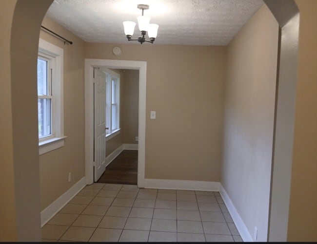Building Photo - 103 N 38th St