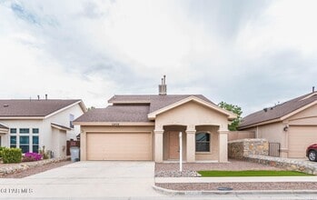 Building Photo - 12458 Paseo Azul Dr