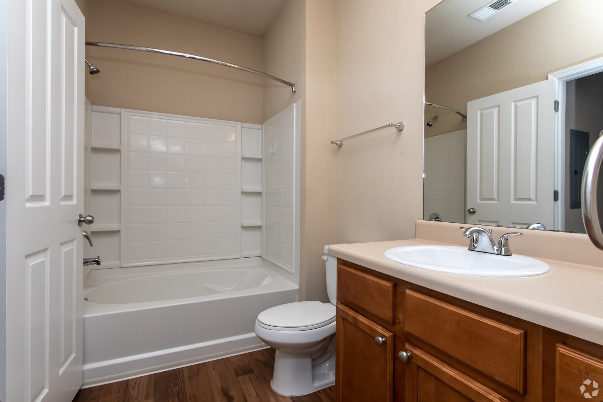 Walden at Oakwood 4000 Walden Way Flowery Branch GA 30542 Apartment