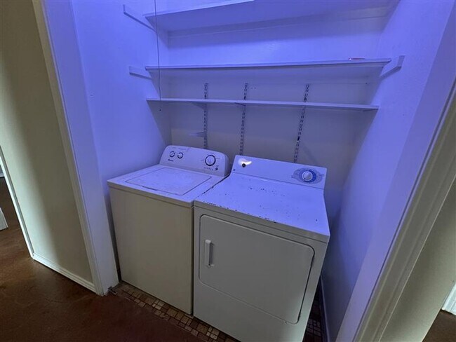 Building Photo - 12758 Candleridge Dr