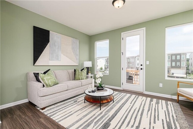 Building Photo - 2684 Brookview Dr NW