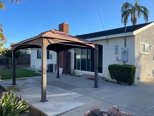 Building Photo - 9315 Via Balboa Cir