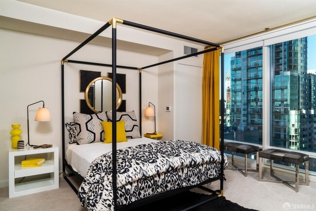 Building Photo - 401 Harrison St