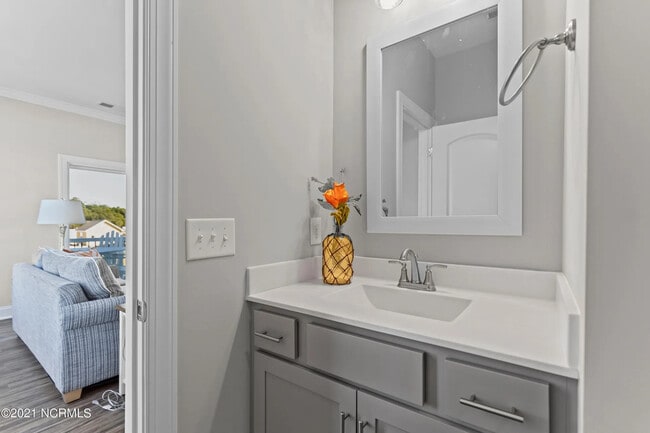 Building Photo - 332 Gannet Pl