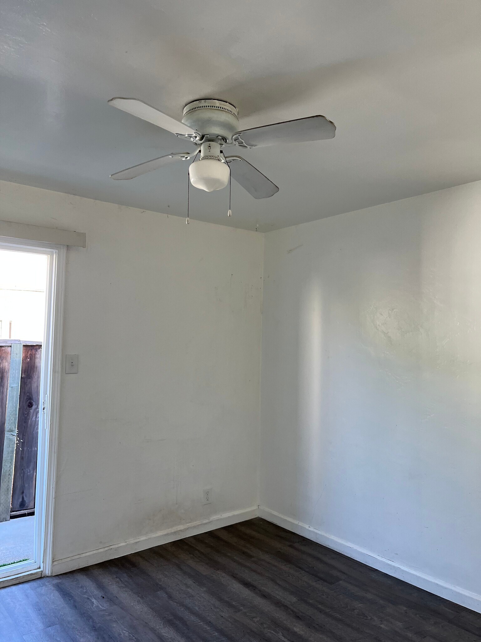 Building Photo - 942 Di Giulio Ave