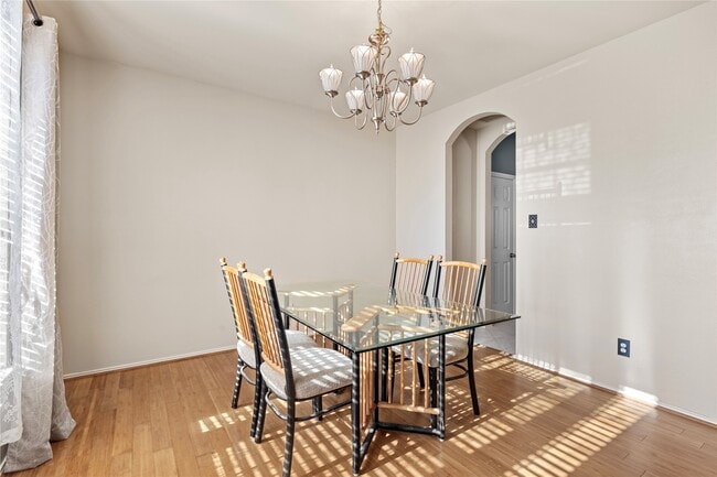 Building Photo - 12638 Riverhill Ct