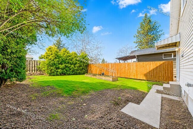 Building Photo - Charming 1-Bedroom Home in Portsmouth with A/C, Fenced Yard & Off-Street Parking