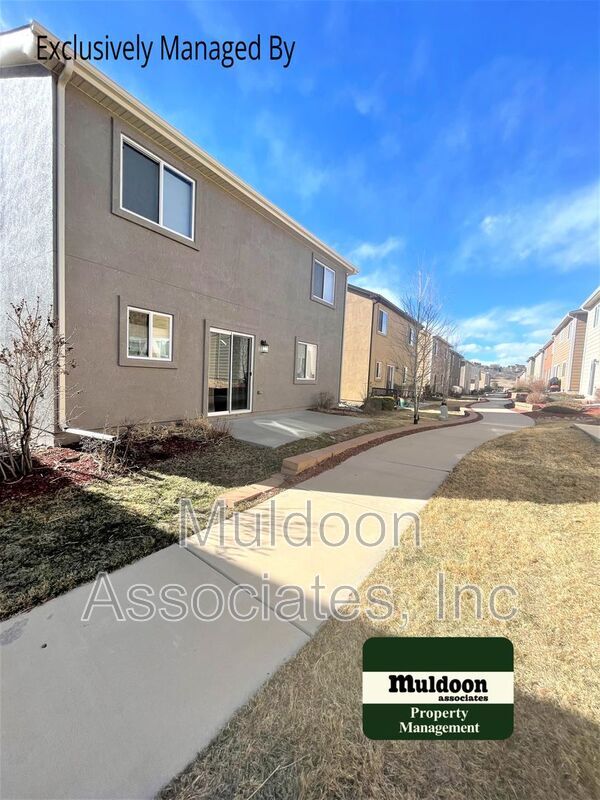 Building Photo - 11529 Hibiscus Ln