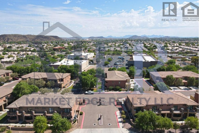 Building Photo - 3Bed/2.5Bath Condo at 35th Ave/Deer Valley...
