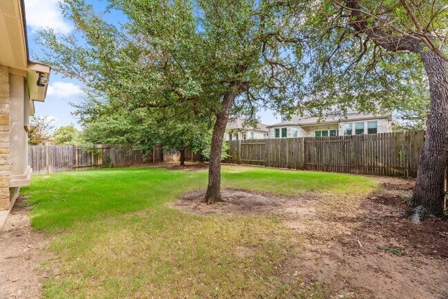 Building Photo - 5209 Mandevilla Dr