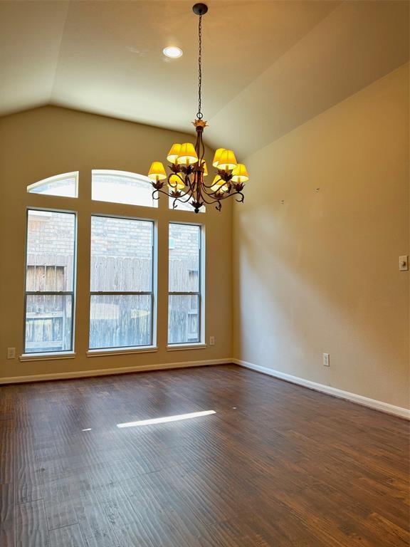 Building Photo - 27926 Barberry Banks Ln
