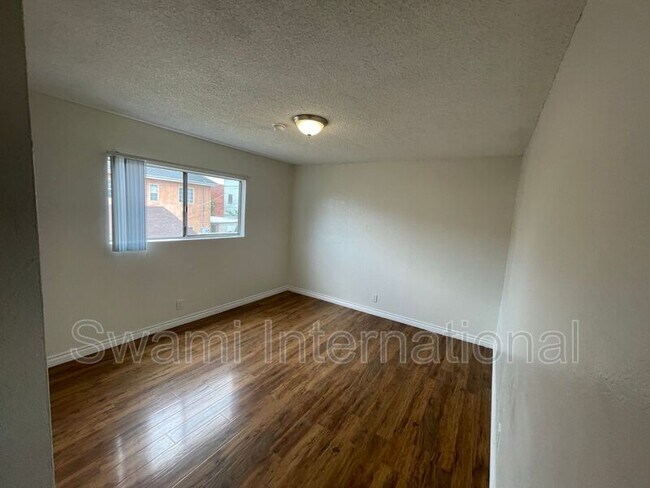 Building Photo - 6336 Denver Ave