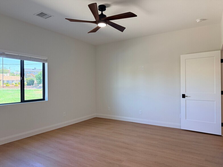 Building Photo - 4835 N Wagon Way