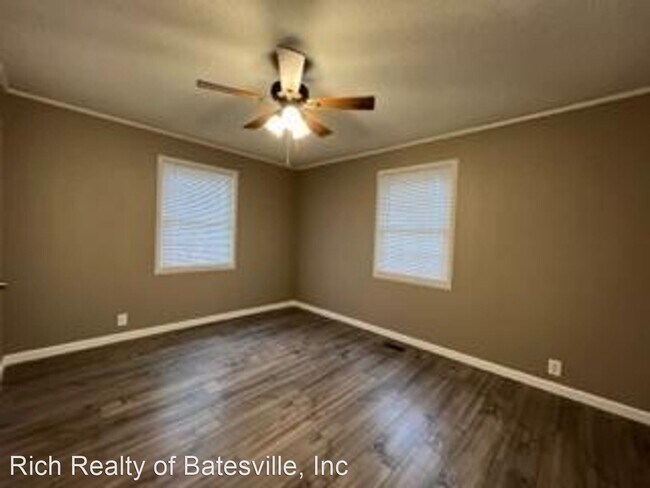 Building Photo - 3 br, 1 bath House - 1765 Punch Lane