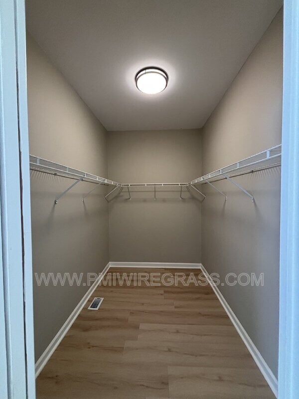 Building Photo - 1951 Redhawk Dr