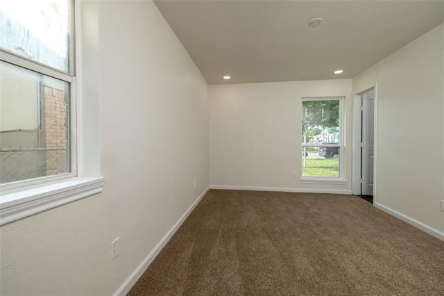 Building Photo - 3743 Canada Dr