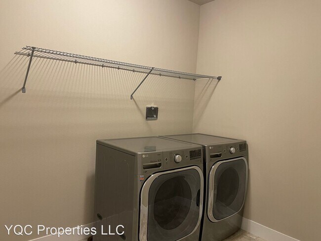 Building Photo - 4 br, 2.5 bath House - 72 N 88th Drive