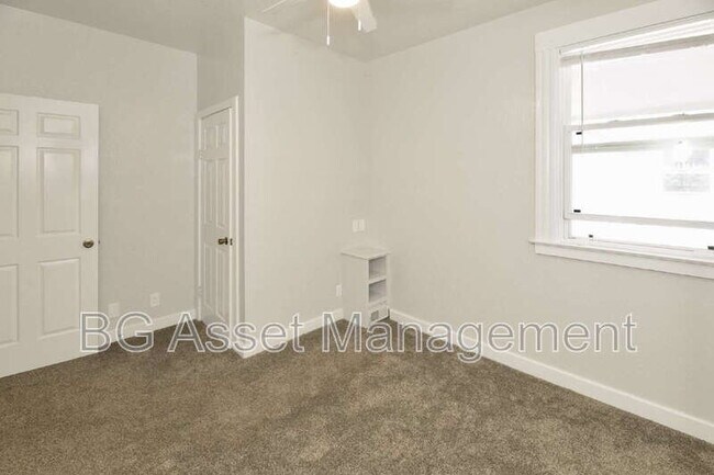 Building Photo - 2359 Prune St