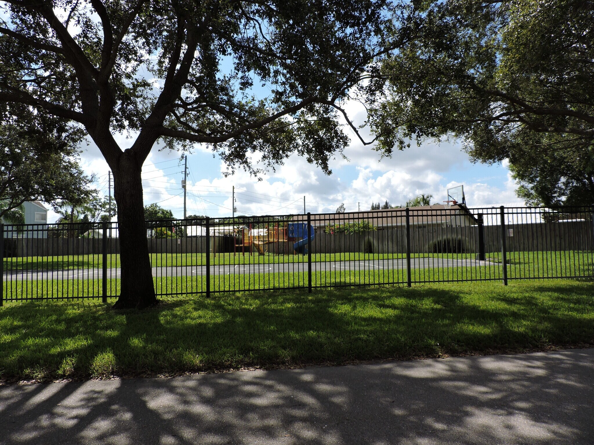 Building Photo - 6239 Riverwalk Ln