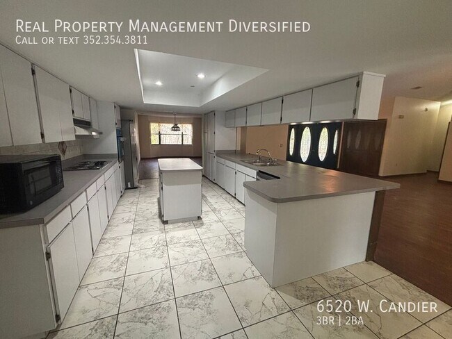 Building Photo - 6520 W. Candier-