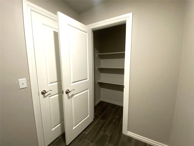 Building Photo - 19017 Tarver Wy